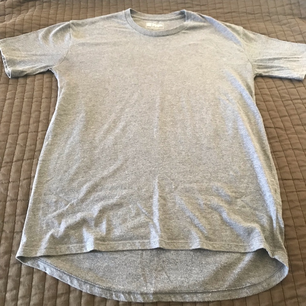 Lularoe Men’s shirt (Grey)